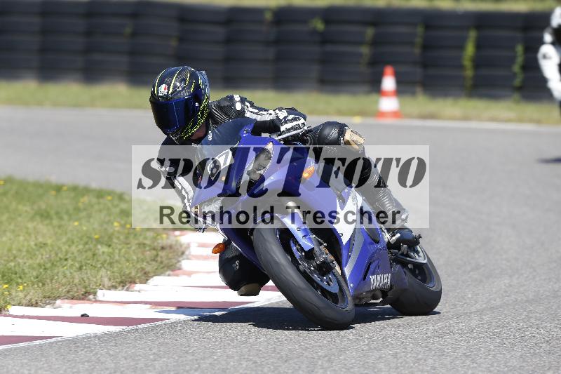 /Archiv-2025/48 25.08.2025 Cornu Master School ADR/rot-rouge/87